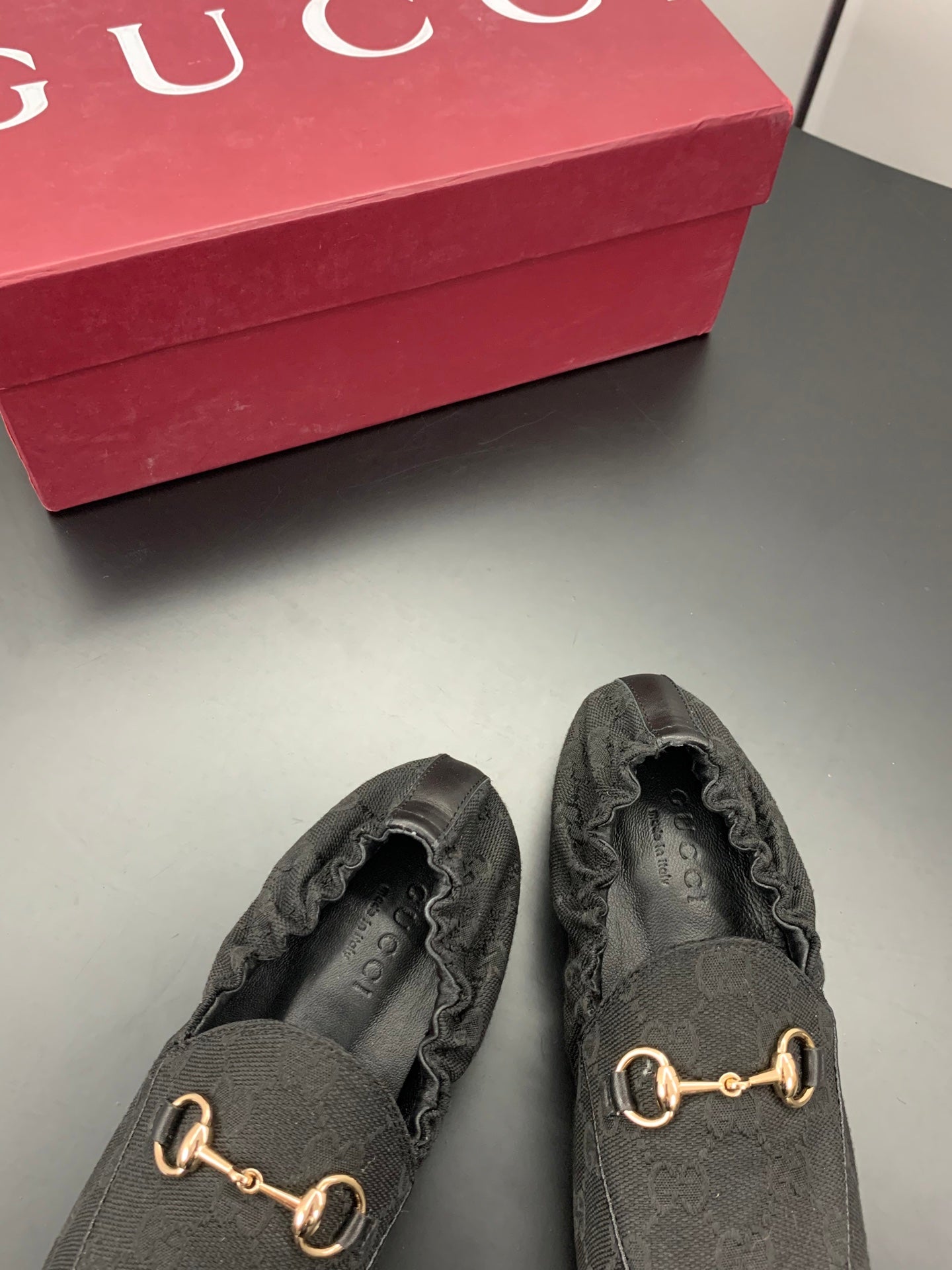 GUCCI 26S LOAFERS IN BLACK CANVAS
