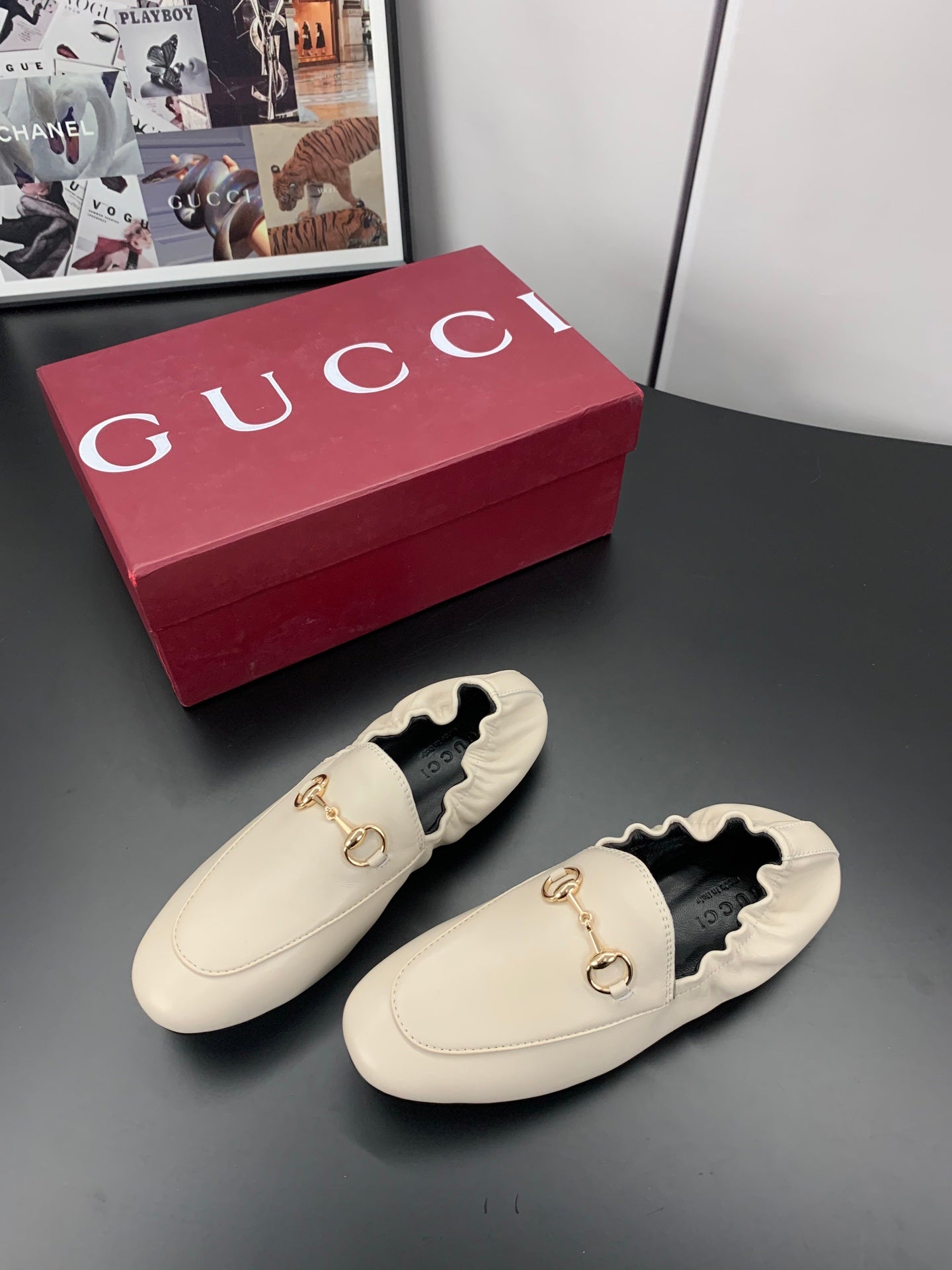GUCCI 26S LOAFERS IN CREAM WHITE CALFSKIN