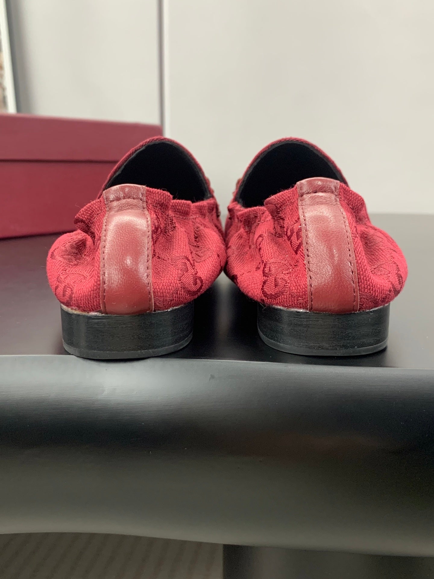 GUCCI 26S LOAFERS IN RED CANVAS