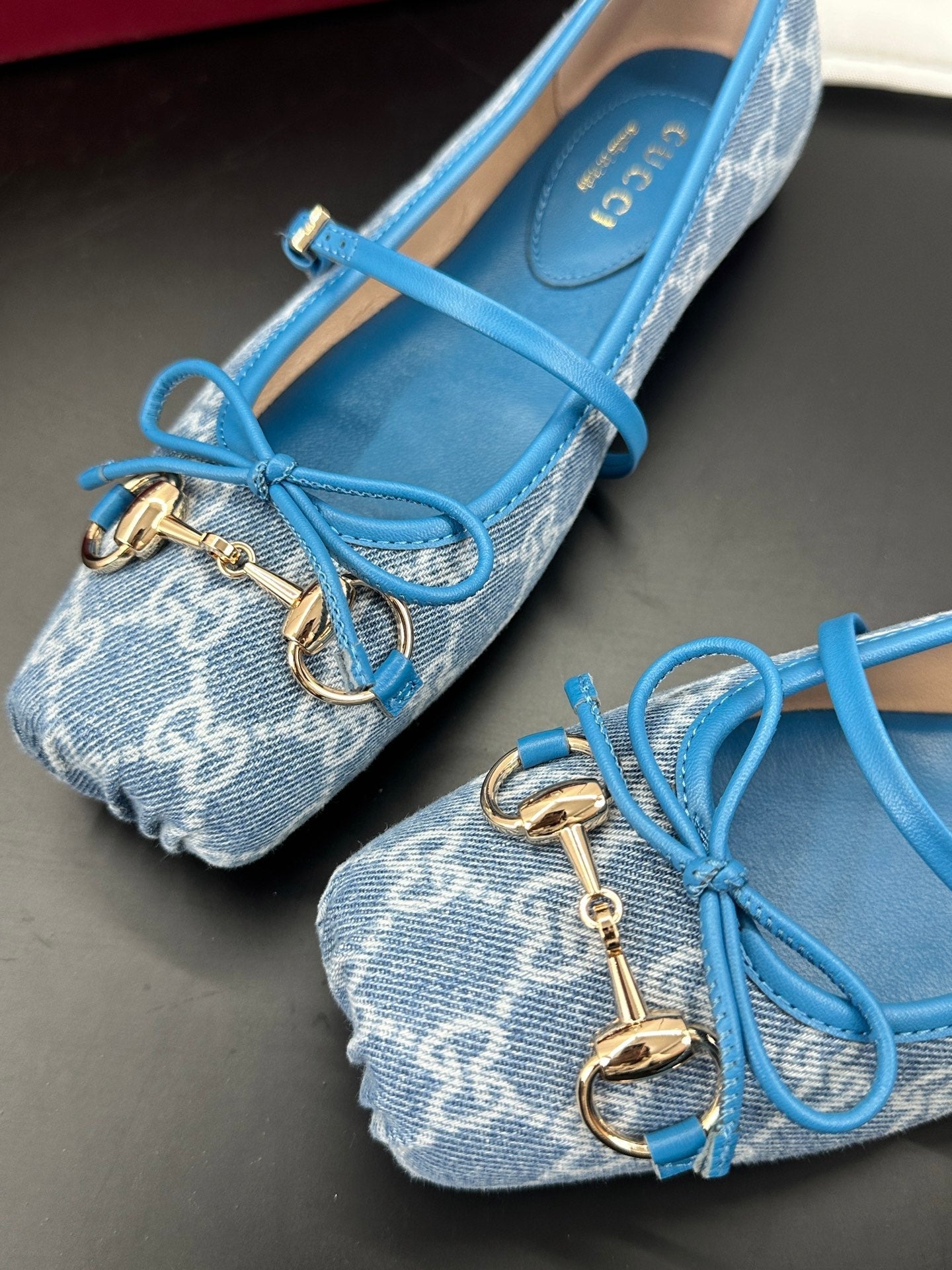 GUCCI 26S BALLET FLATS IN BLUE DENIM