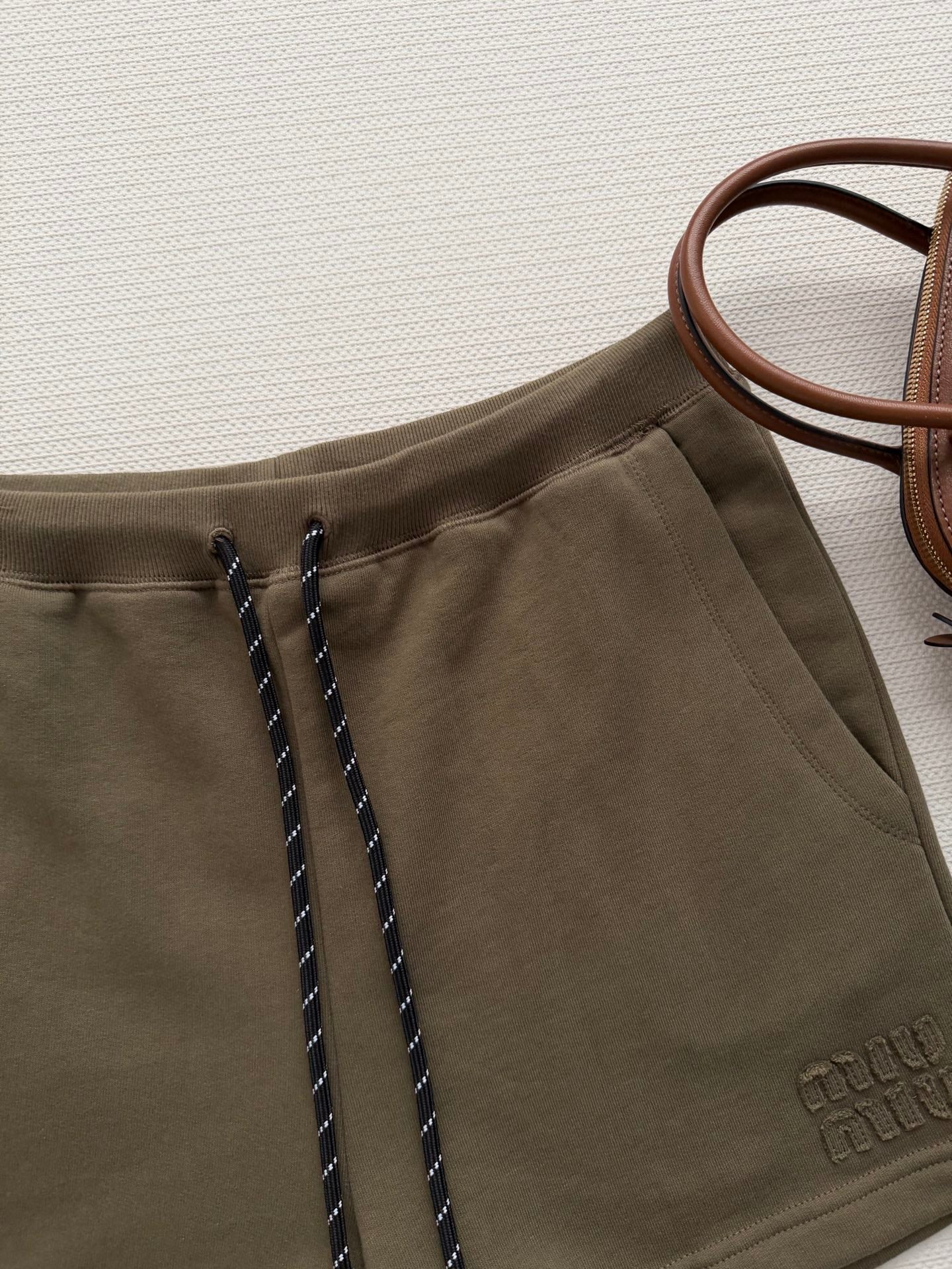 MIUMIU 26S SHORTS 1039