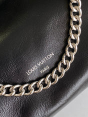 CARRYALL BB BAG 26 IN BLACK SHEEPSKIN MAGNETIC CLASP