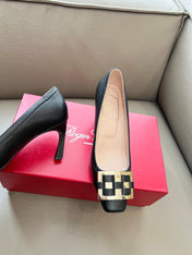 TROMPETTE BALLERINAS PUMPS IN BLACK SHINY CALFSKIN GOLD BUCKLE