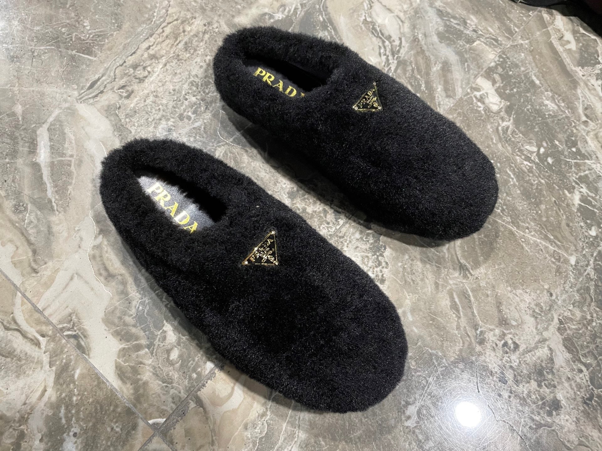 PRADA 26S SLIPPERS IN BLACK WOOL