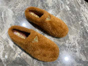 PRADA 26S SLIPPERS IN CARAMEL BROWN WOOL