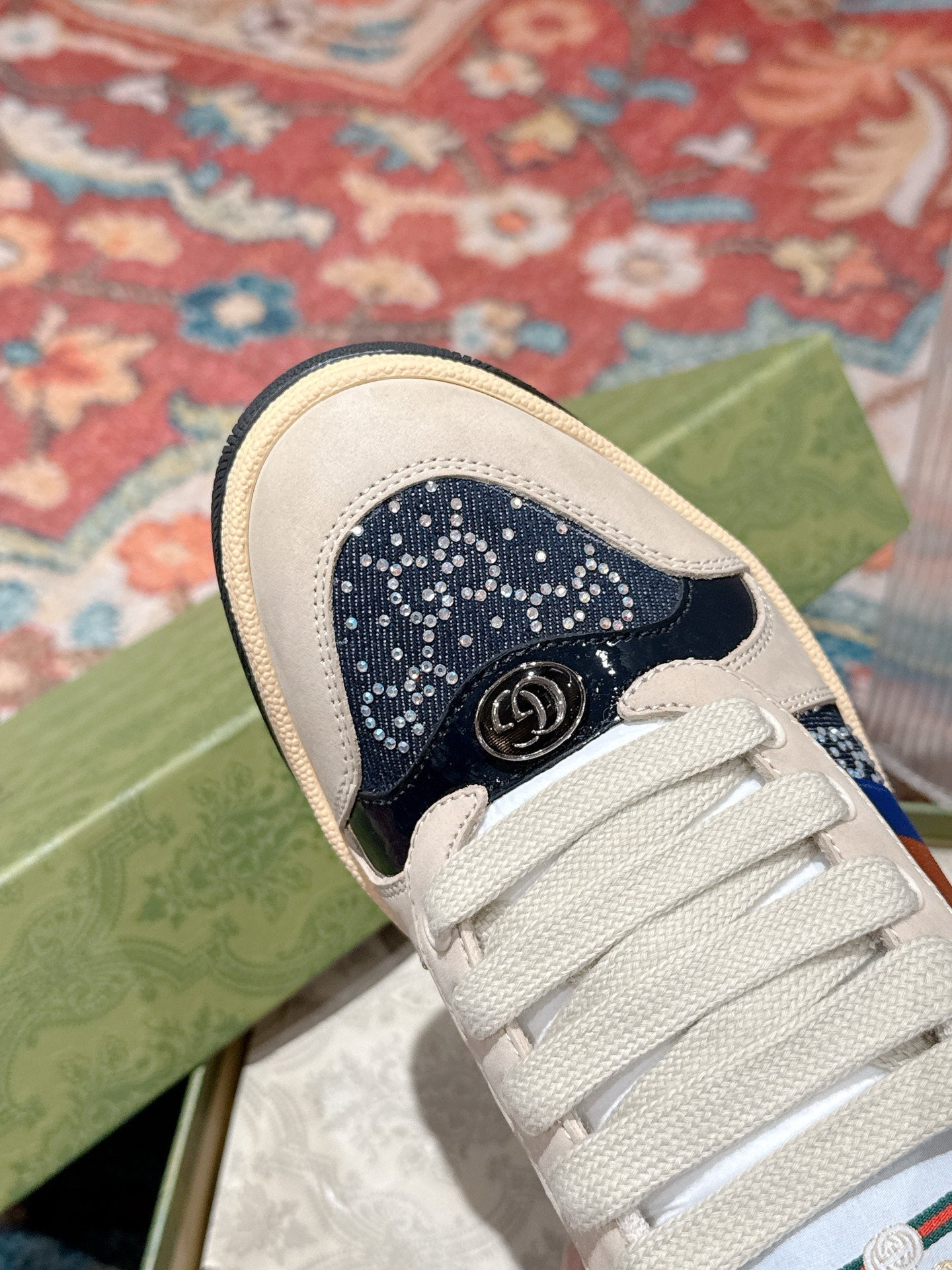 GUCCI 26S SCREENER SNEAKER IN BEIGE SUEDE MIX NAVY BLUE CANVAS