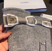 CC GLOVES IN PALE GRAY WOOL WITH BOW 463856