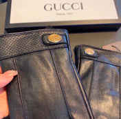 GLOVES IN BLACK CALFSKIN AND FLEECE LINING 465014
