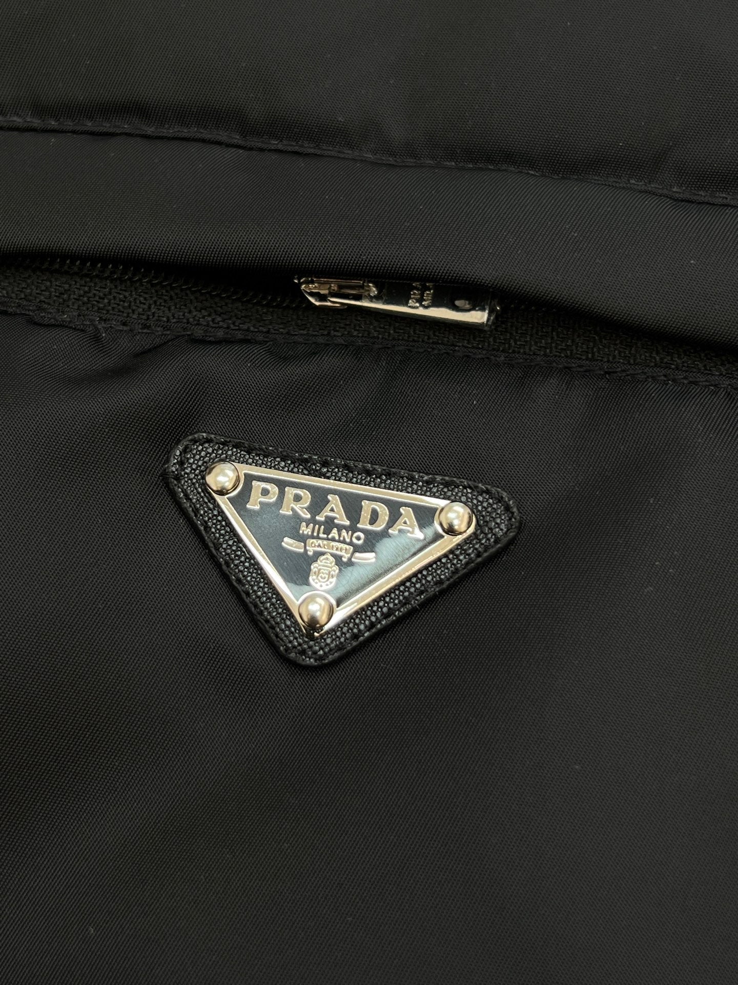 PRADA 25S PUFFER JACKET 620544