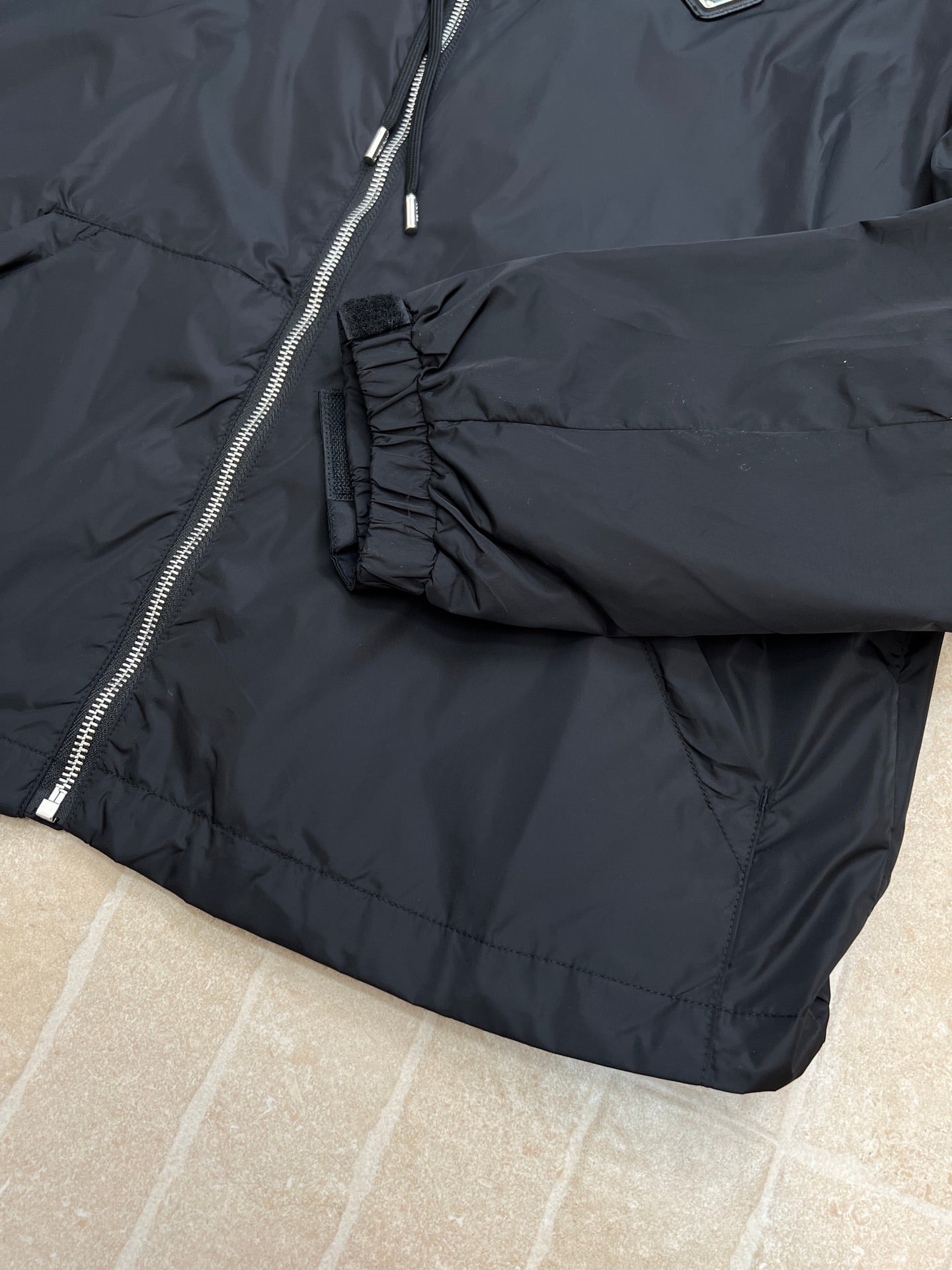 PRADA 25S JACKET 378