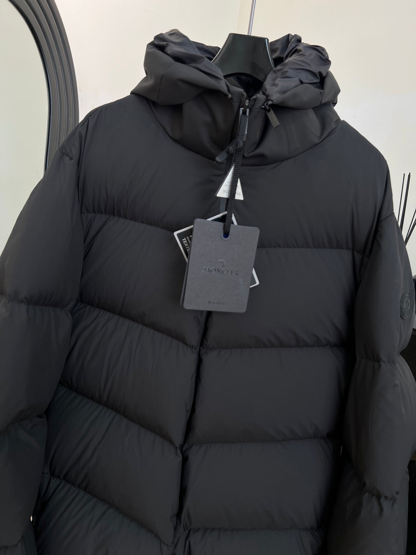 MONCLER 25S HOODED PUFFER JACKET 416