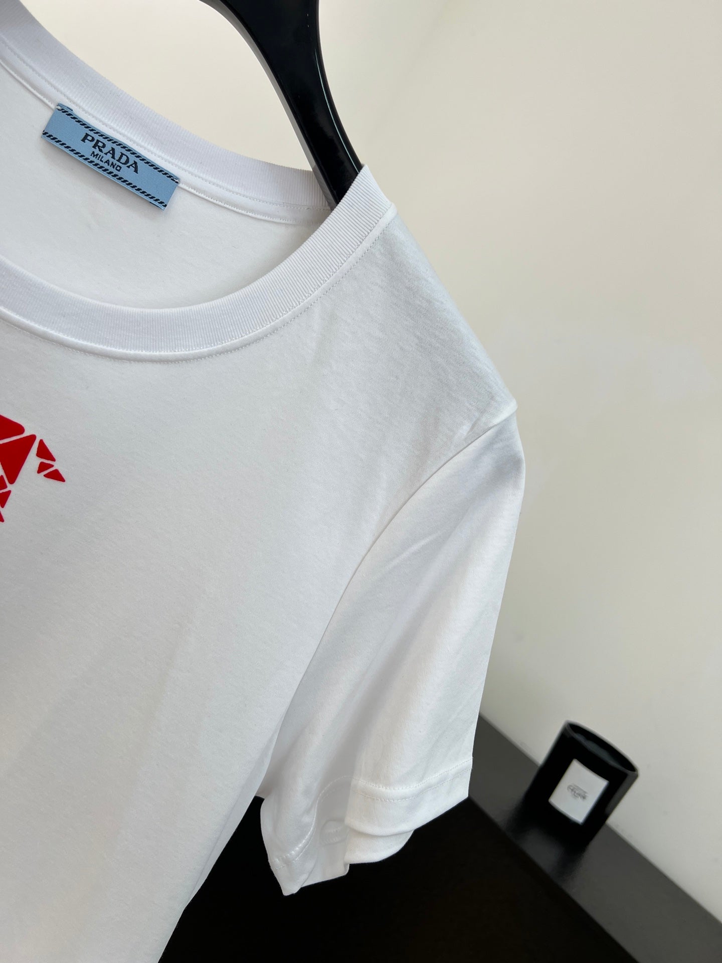 PRADA 26S SHORT SLEEVED T-SHIRT 707
