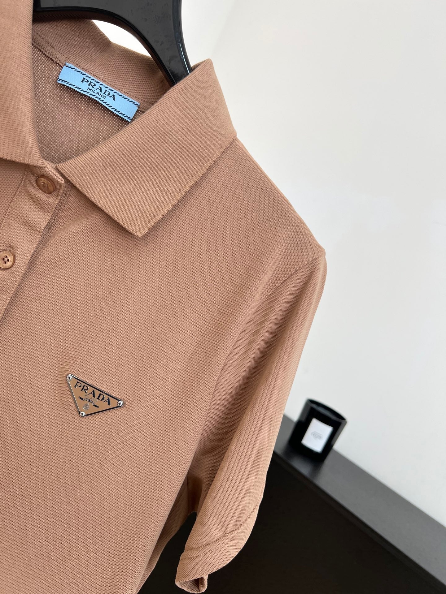 PRADA 26S SHORT SLEEVED SHIRT 705