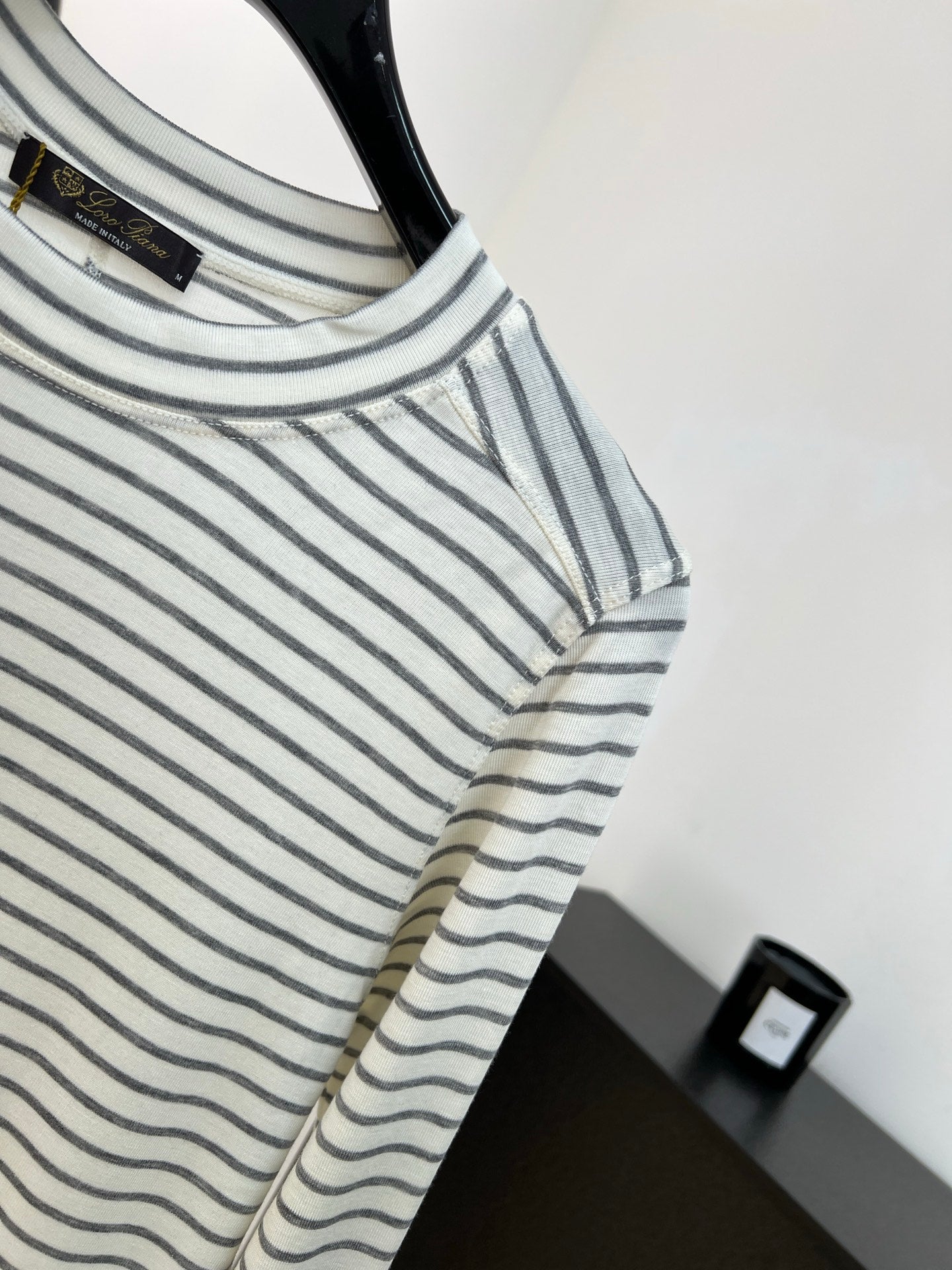 LORO PIANA 26S LONG SLEEVE KNIT SWEATER 675
