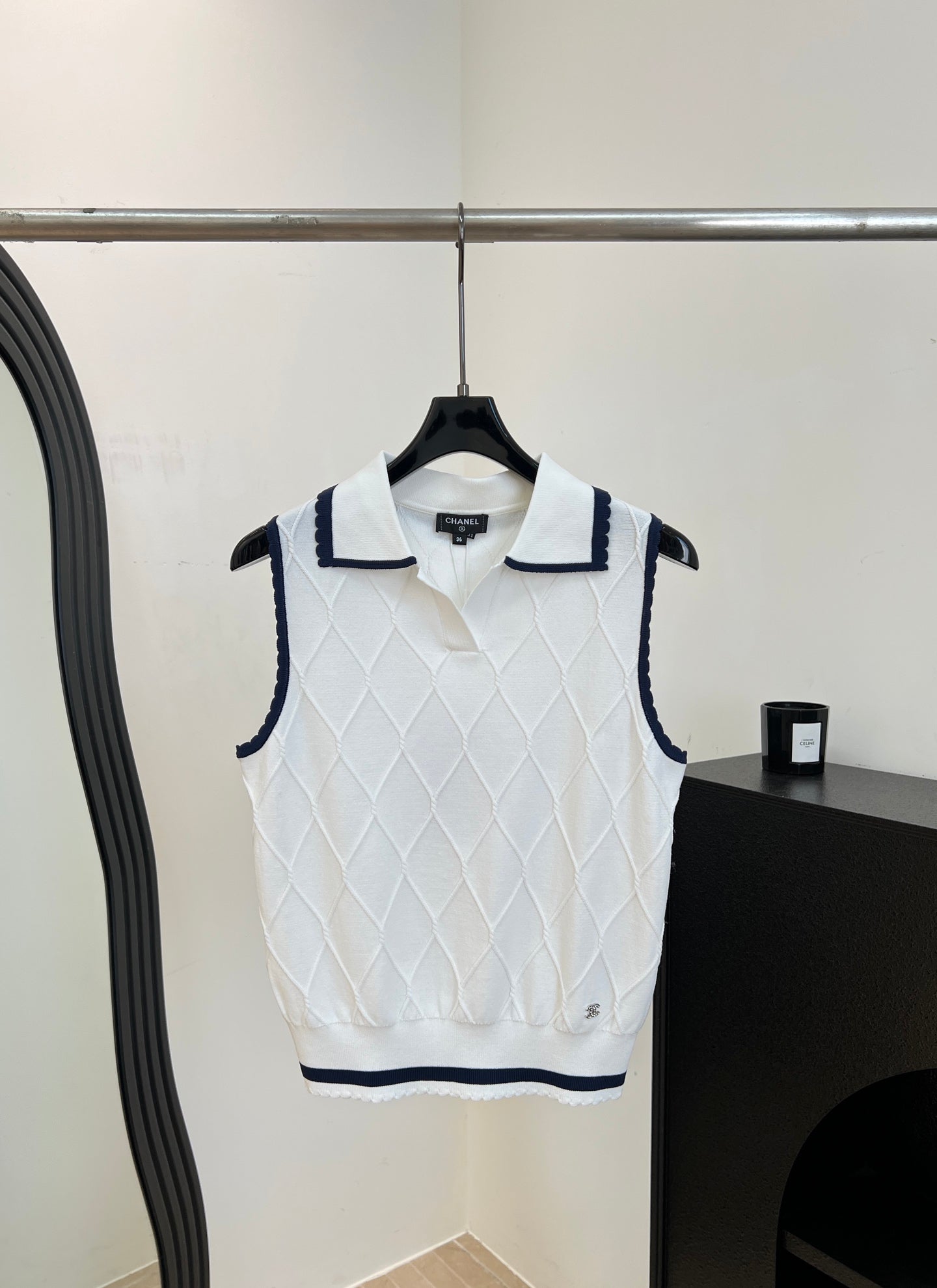CHANEL 26S SLEEVELESS POLO KNIT TOP STYLE 1151