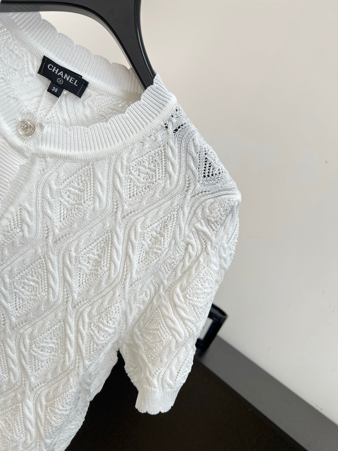 CHANEL 26S SHORT-SLEEVE KNIT T-SHIRT 1414