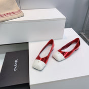 CHANEL 26S FLATS IN RED GLOSSY LAMBSKIN WITH WHITE CAP TOE