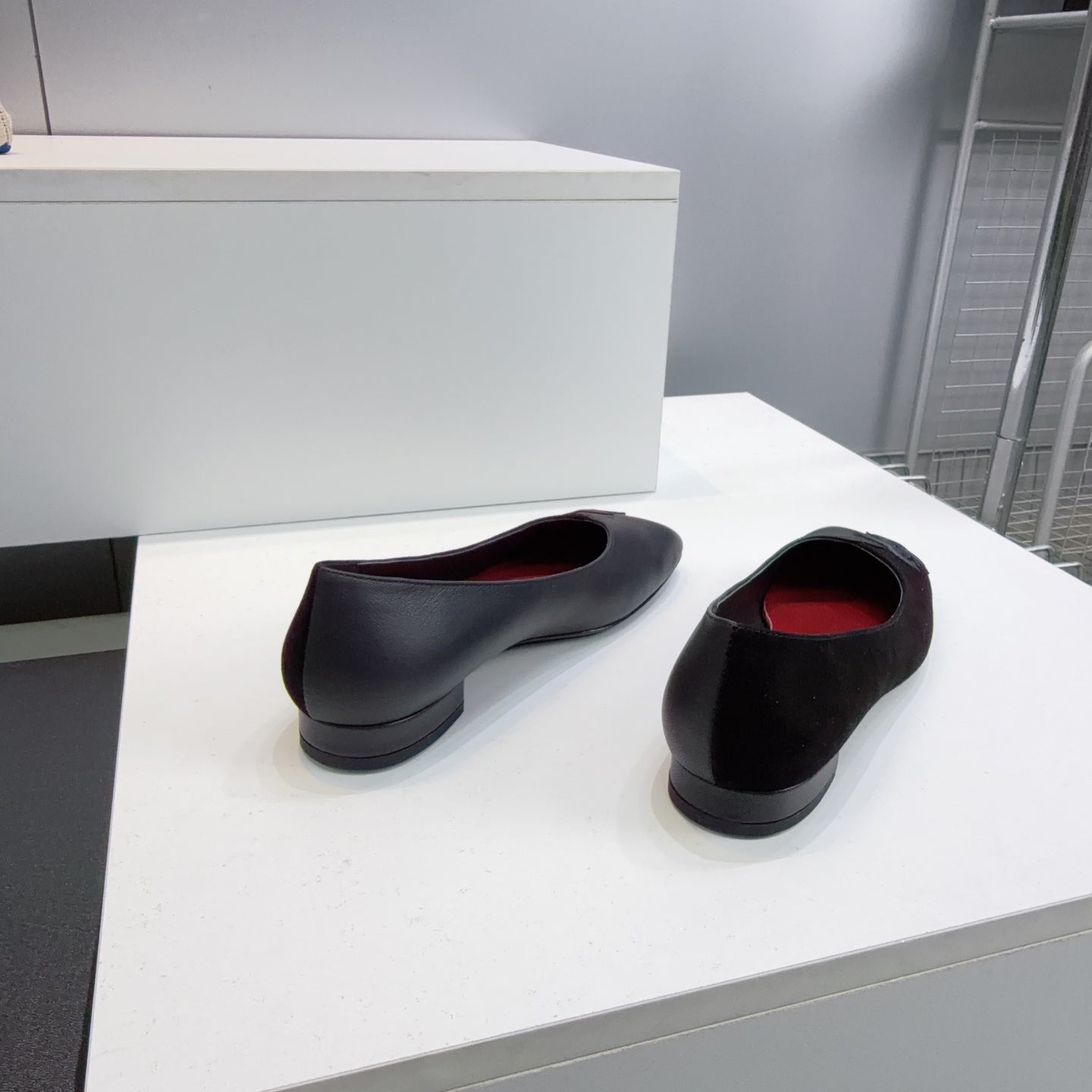 CHANEL 26S SQUARE-TOE FLATS IN BLACK LAMBSKIN AND SUEDE