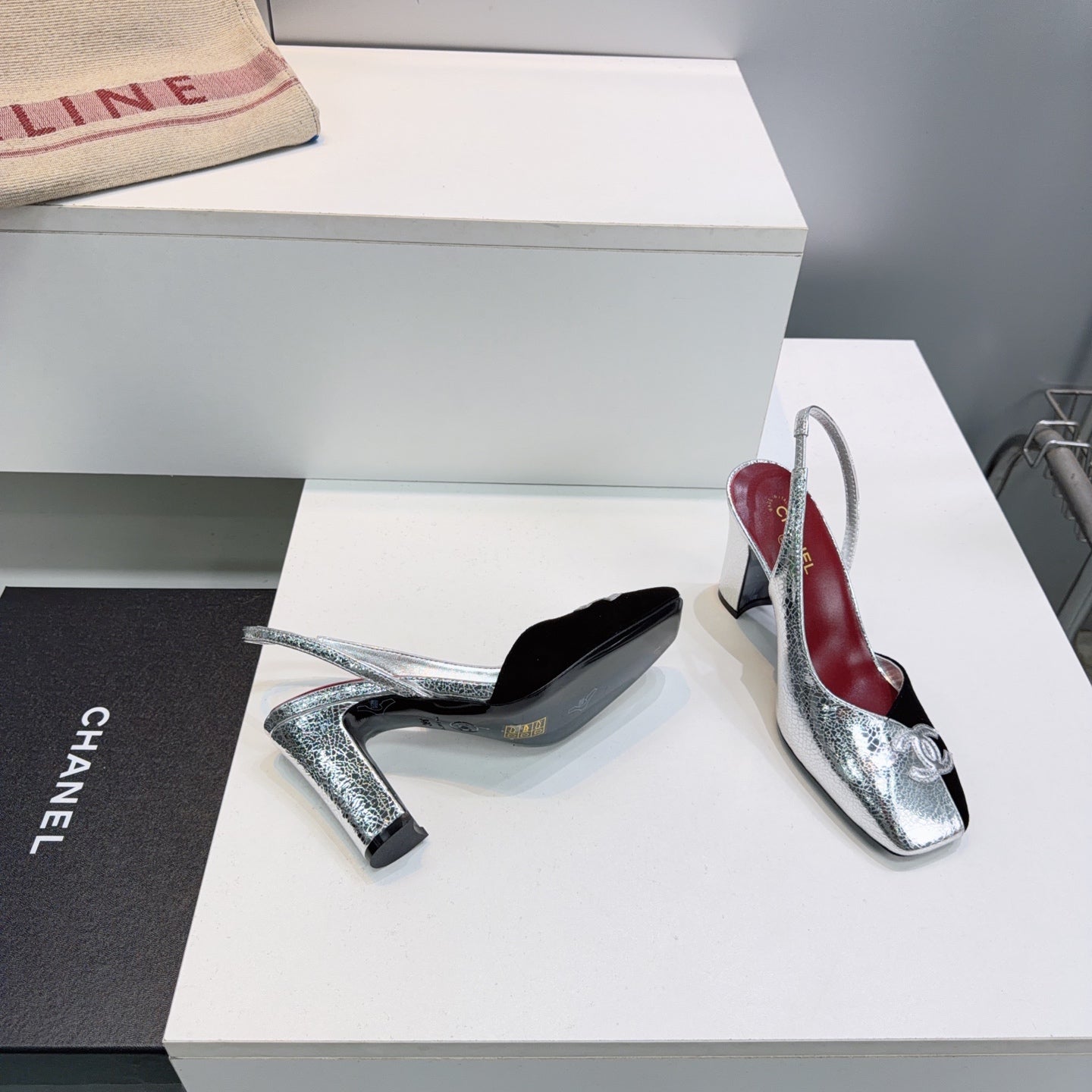 CHANEL 26S SLINGBACK 100 MM IN SILVER LAMBSKIN AND BLACK SUEDE
