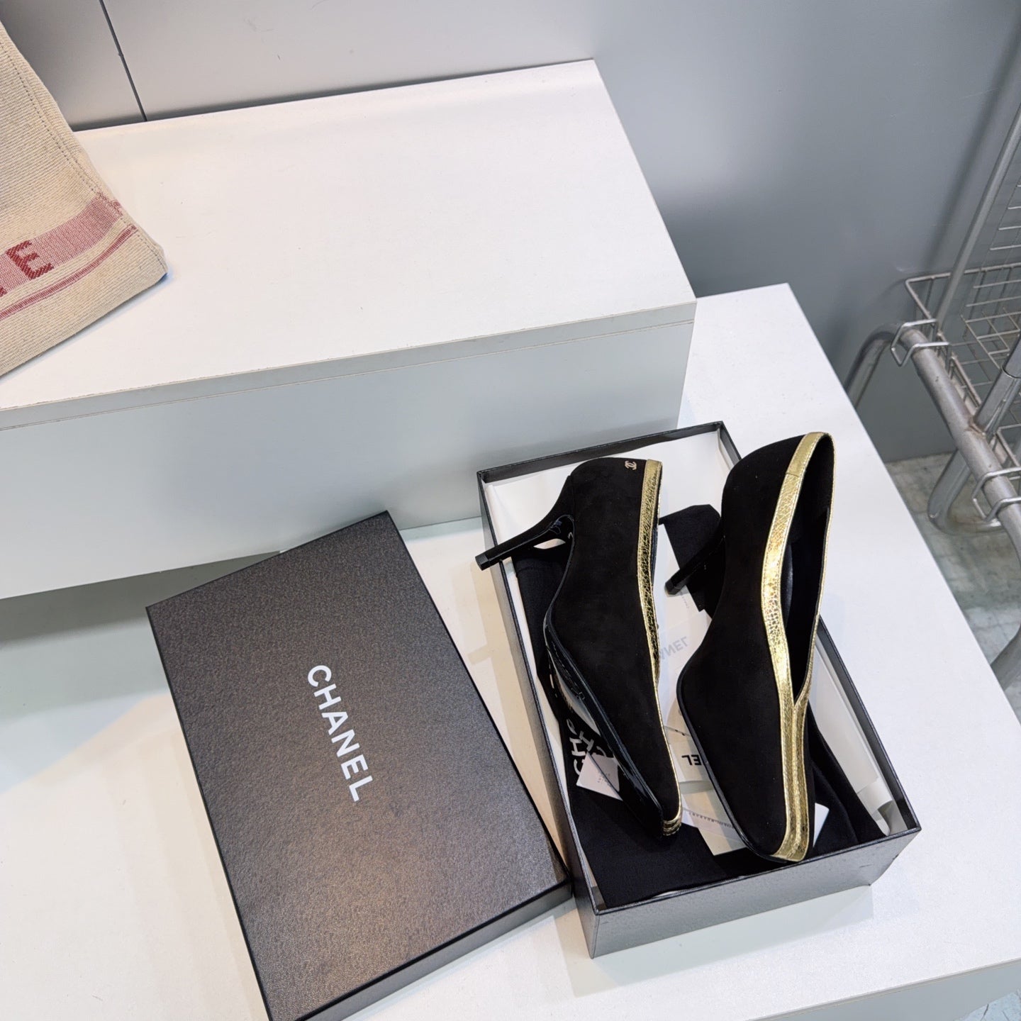 CHANEL 26S HIGH HEELS 100 MM IN BLACK SUEDE