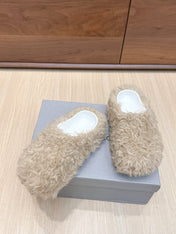 BALENCIAGA 25S MULES IN BEIGE FAUX FUR