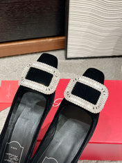 BELLE VIVIER PUMPS IN BLACK VELVET