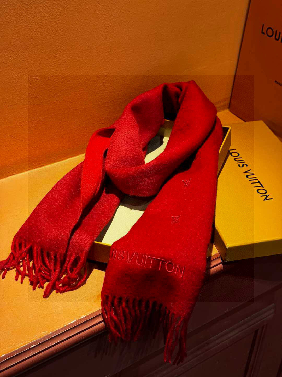 LV SCARF 180 CM IN CASHMERE 730574
