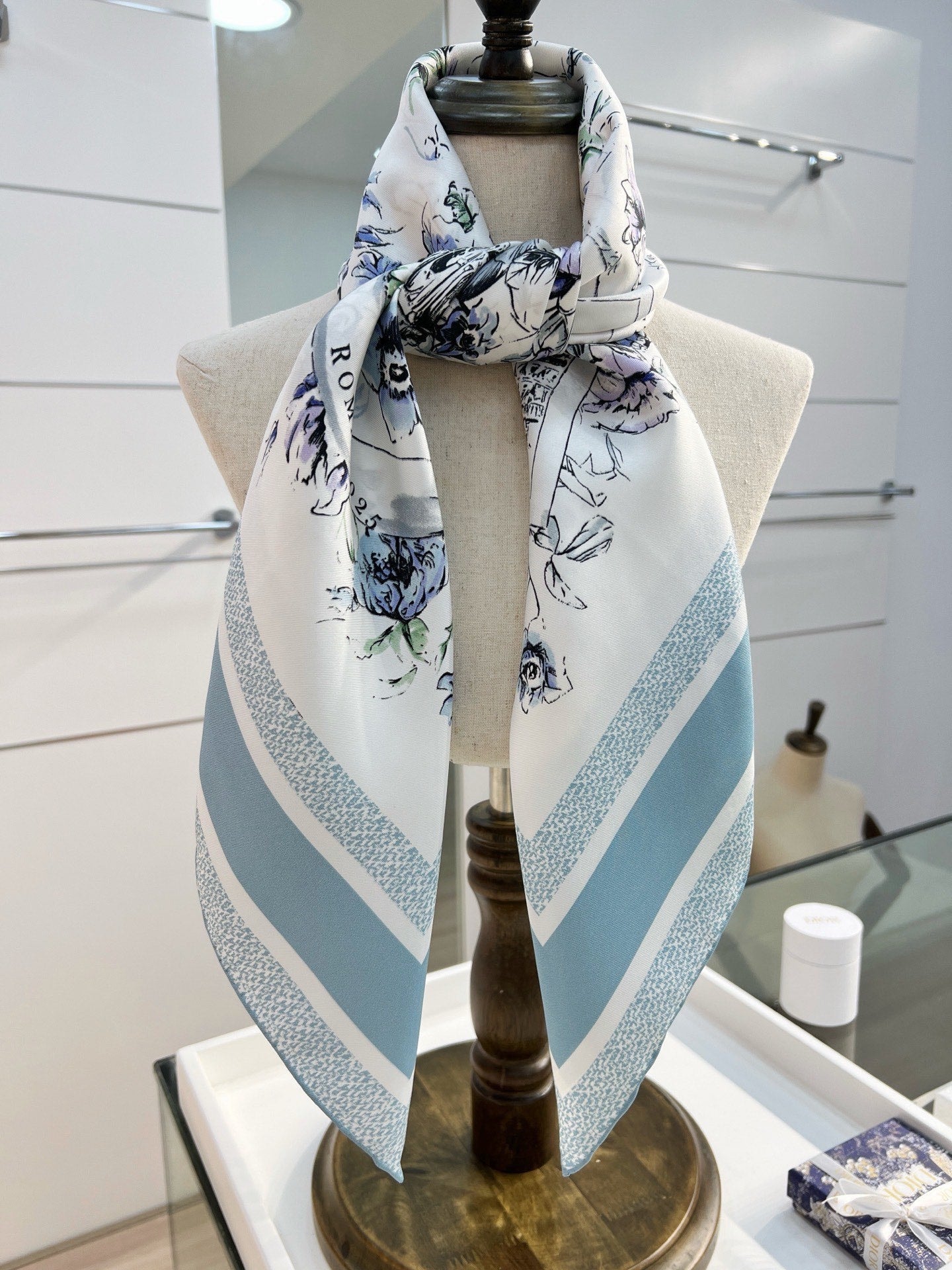 DIOR 26S SCARF 90CM IN SILK 284556