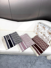 DIOR SCARF 140 CM IN CASHMERE-SILK BLEND 699256