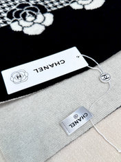 CHANEL 26S SCARF 180 IN CASHMERE 311827