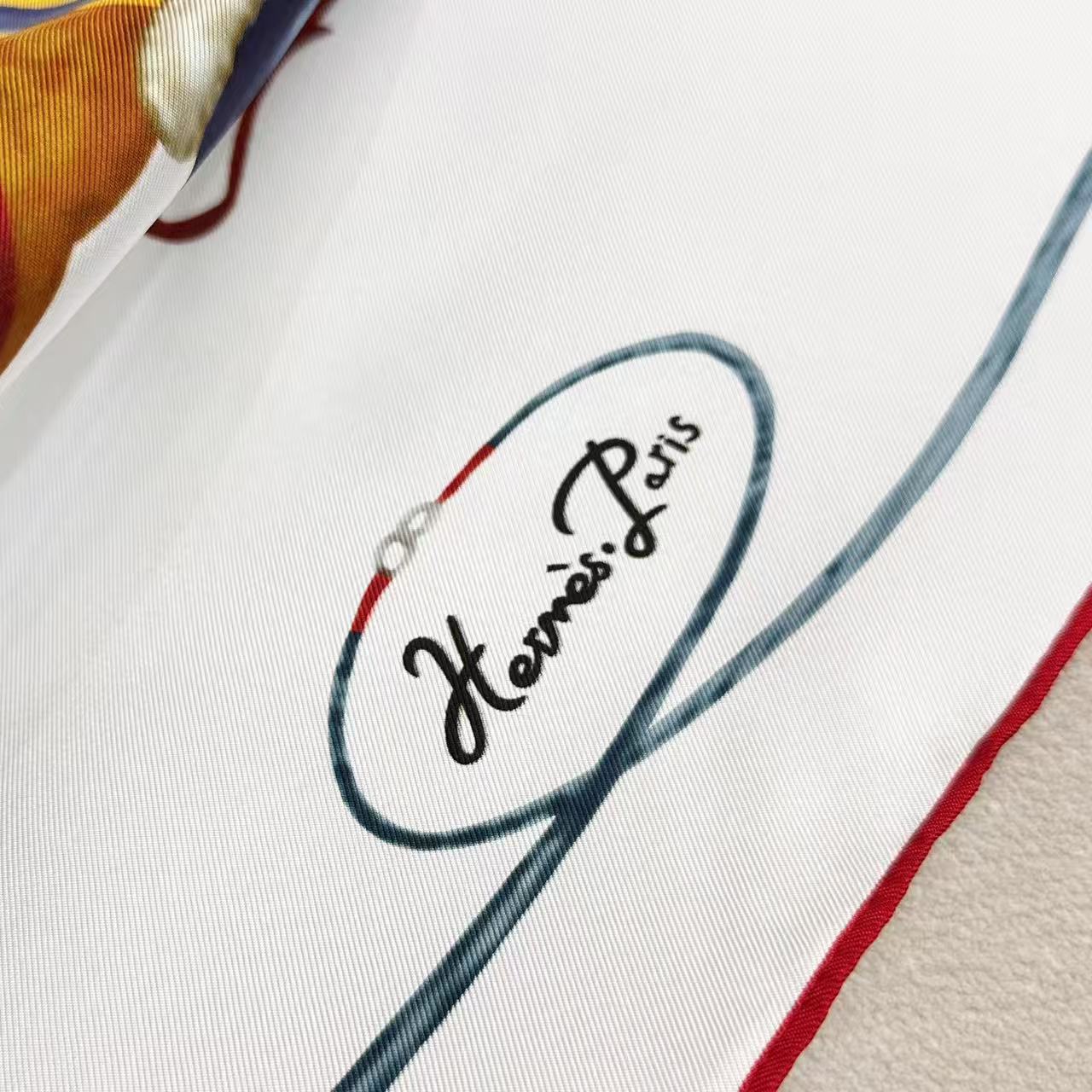 HERMES 26S SCARF 90 IN SILK 303190