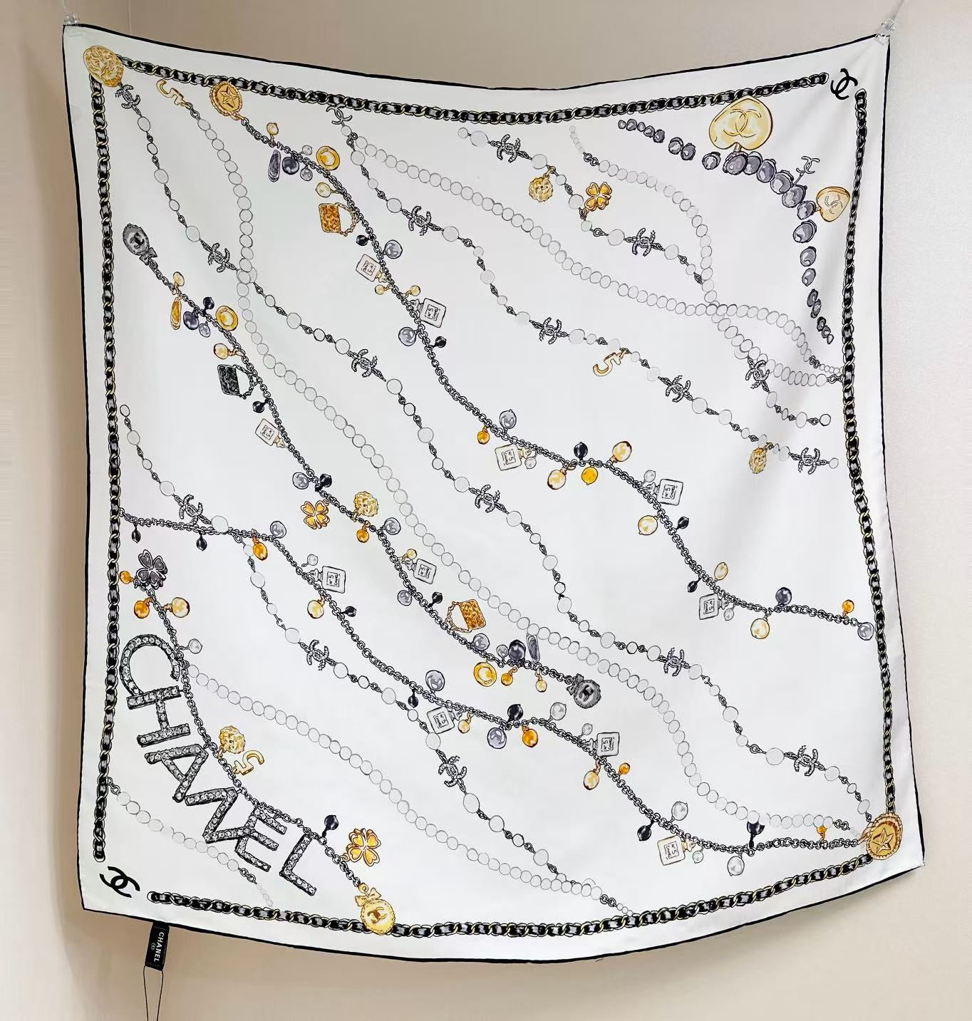 CHANEL 26S SCARF 90 IN SILK 307120