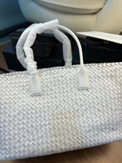 SMALL CABAT 33 IN WHITE LAMBSKIN