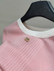 CHANEL SHORT-SLEEVE KNIT SWEATER 259270