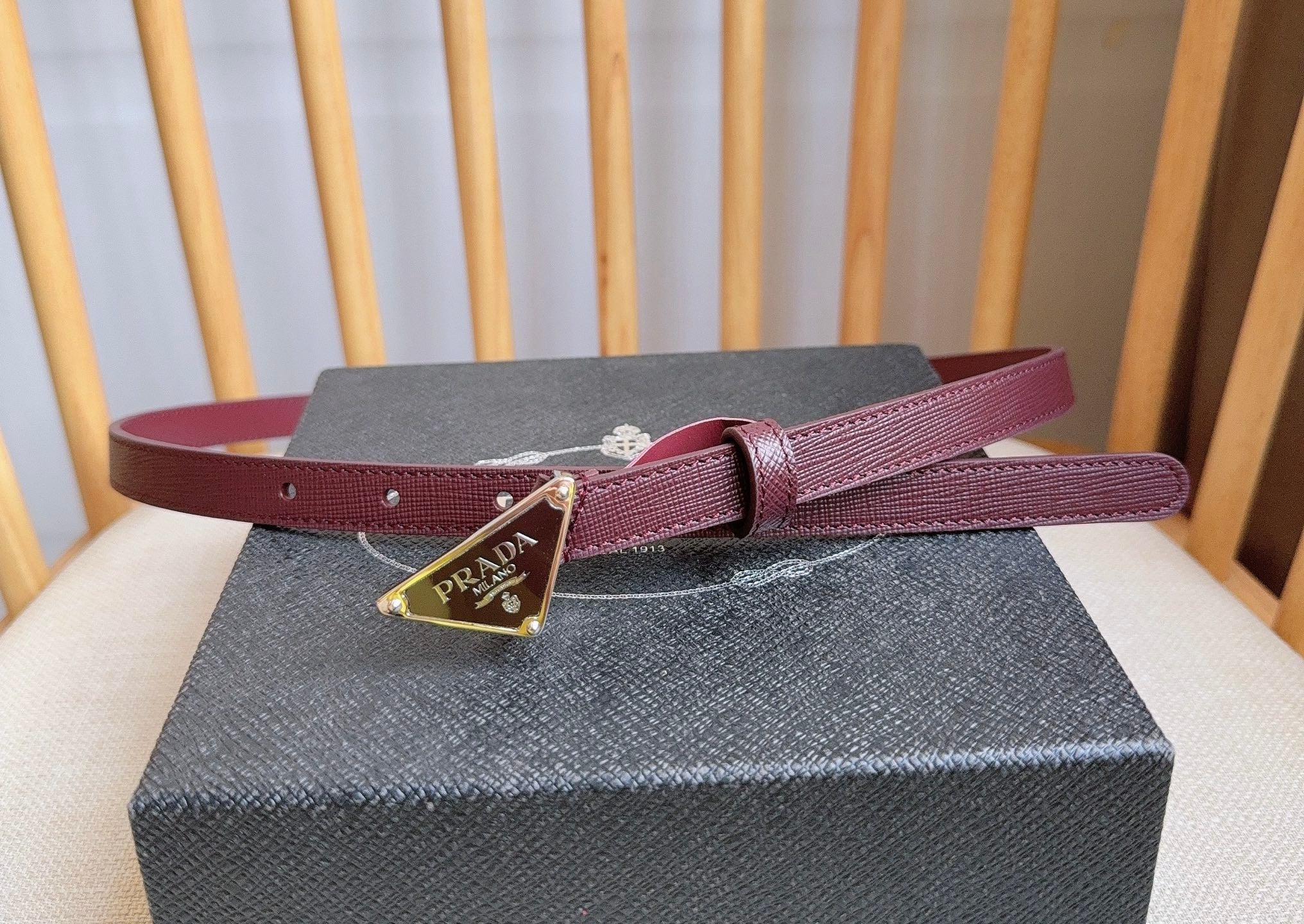 PRADA 25S BELT 15 MM IN RED CALFSKIN 598411