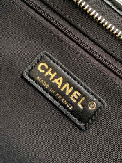 CHANEL 25S HOBO BAG 32 CM IN BLACK LAMBSKIN WITH GOLD HARDWARE
