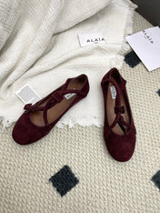 ALAIA 26S BALLET TECKEL IN DARK RED SUEDE