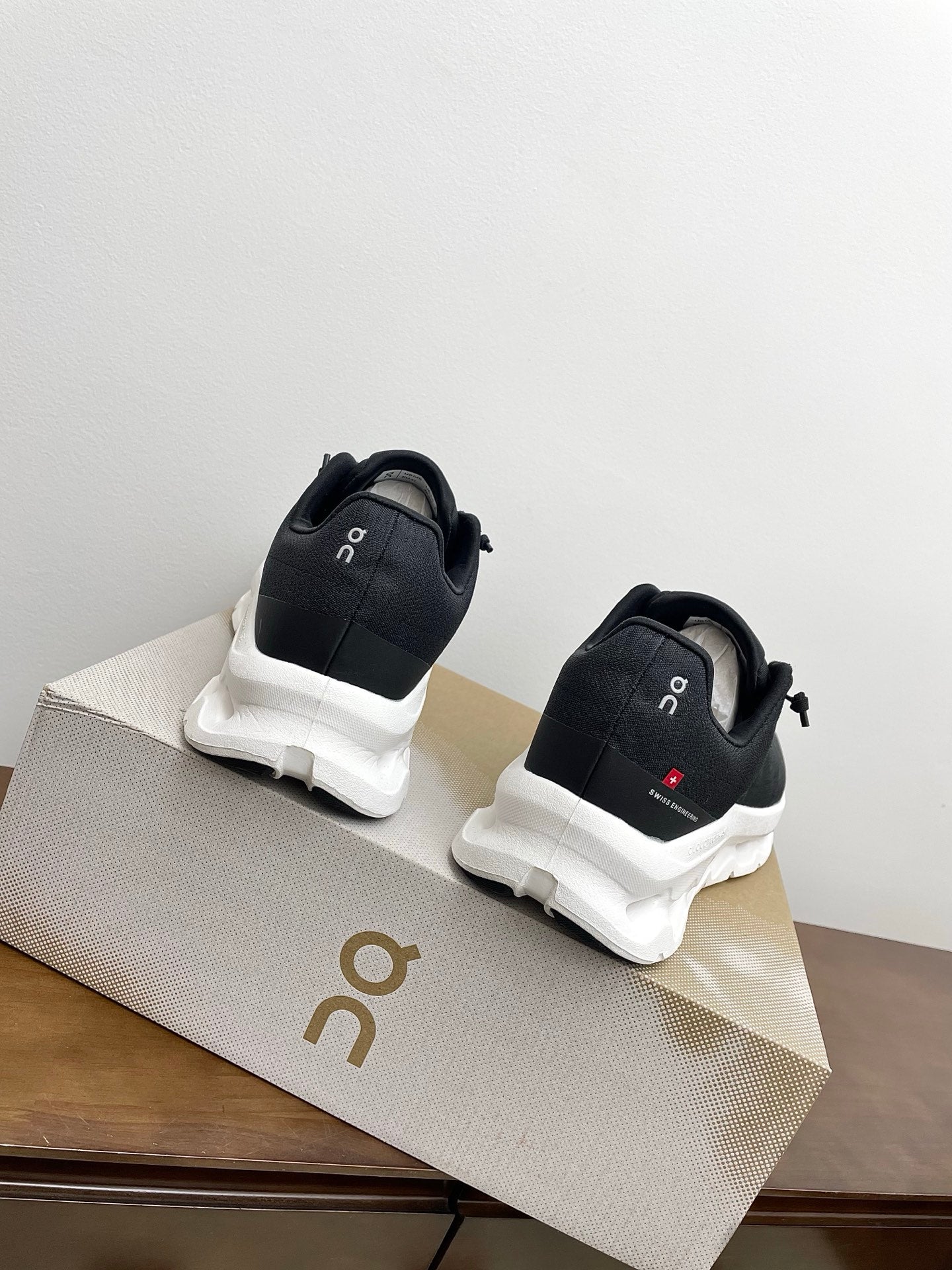 LOEWE 26S CLOUDTILT SNEAKER IN BLACK AND WHITE RECYCLED POLYESTER