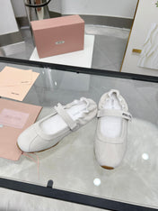 RUCHES NAPPA BALLERINAS IN OFF WHITE SUEDE