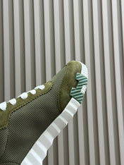BOUNCING SNEAKERS OLIVE CALFSKIN