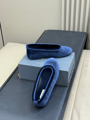 ALAIA 25S BALLET FLATS IN DARK BLUE VELVET