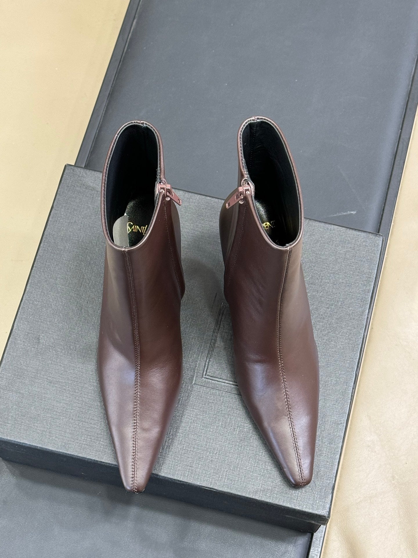 YSL 26S ZIPPERED HEELED BOOTS IN DUSTY BROWN CALFSKIN