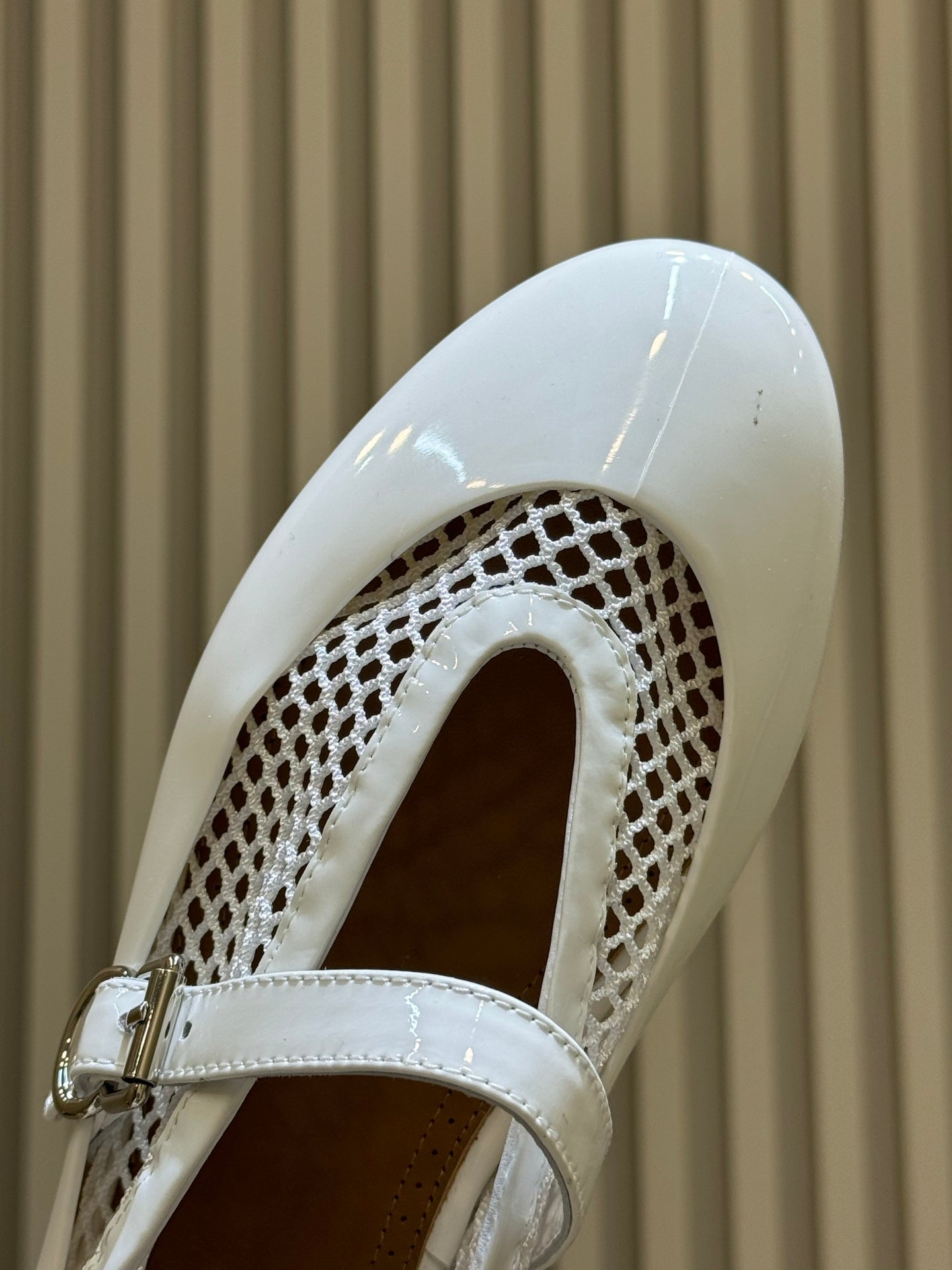 ALAIA 26S MARY JANE BALLET FLATS IN WHITE MESH AND GLOSSY CALFSKIN