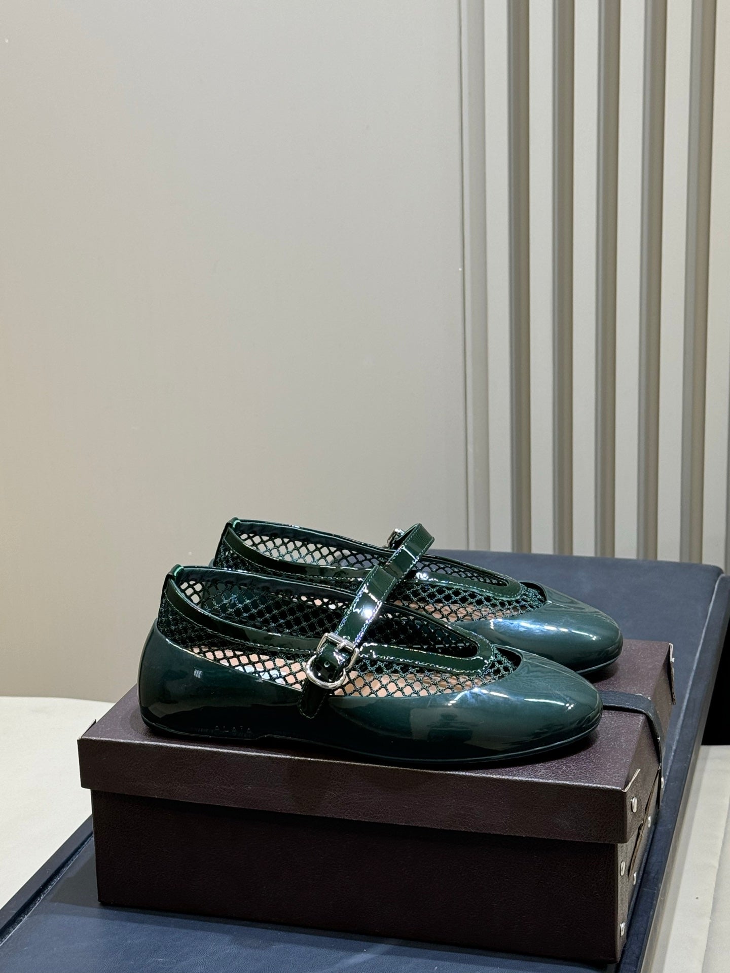ALAIA 26S MARY JANE BALLET FLATS IN DARK GREEN MESH AND GLOSSY CALFSKIN