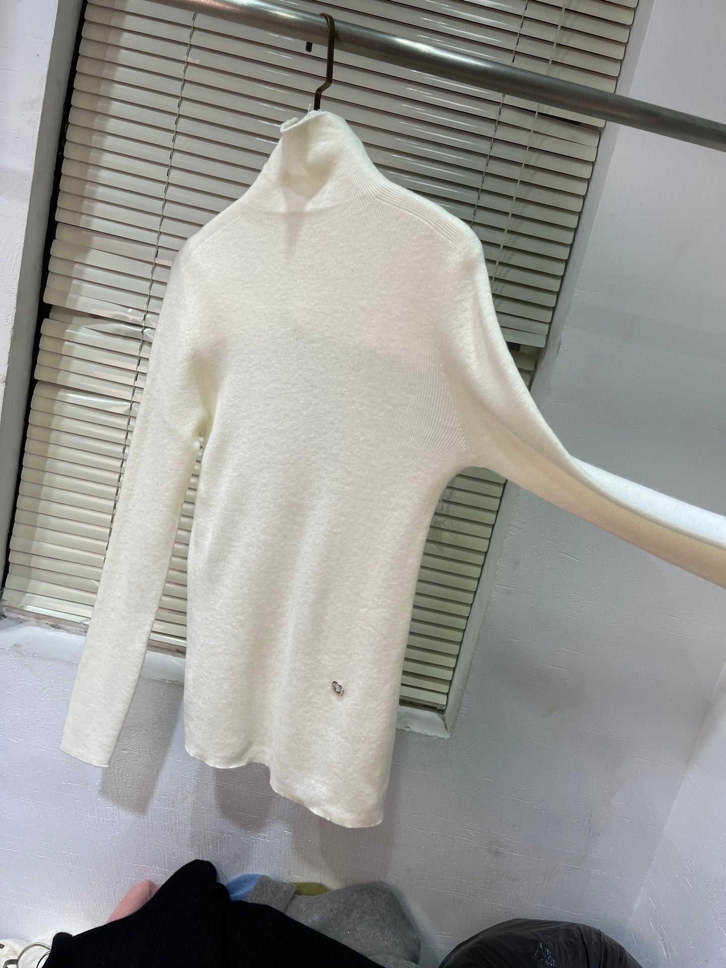 LP HIGH-NECK KNIT SWEATER STYLE 289