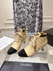 CHANEL 26S HIGH HEEL KNEE HIGH BOOTS 70 MM IN BEIGE LAMBSKIN AND BLACK PATENT CALFSKIN