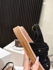 CELINE 25S TIPPI TRIOMPHE SANDAL IN BLACK CALFSKIN SUEDE