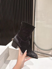 CELINE 25S CHELSEA BOOTS CLASSIC 45MM IN BLACK SUEDE