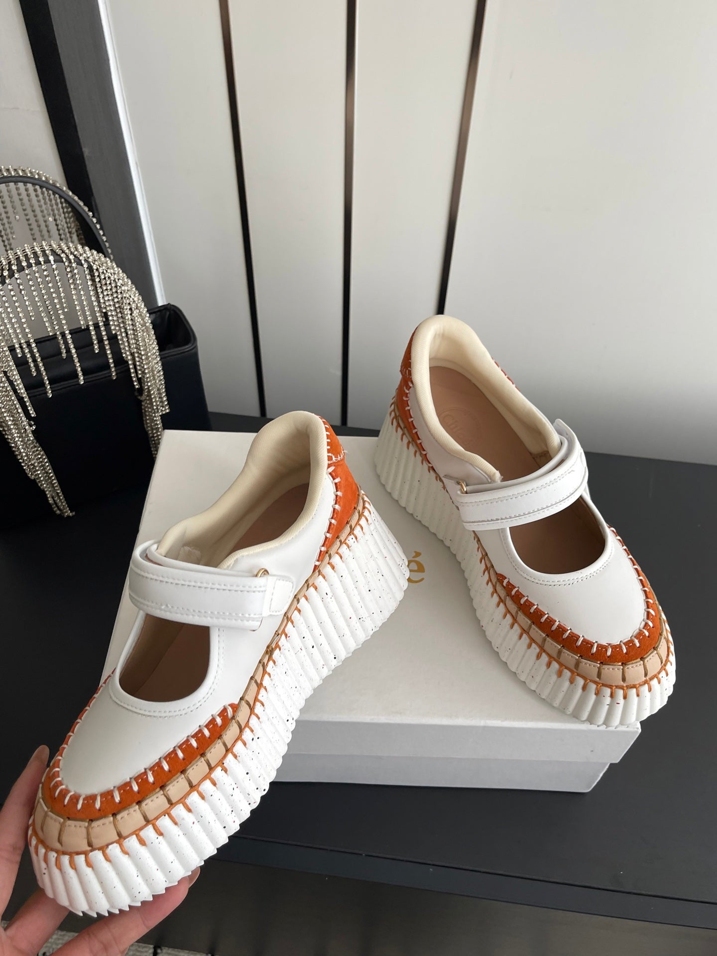 CHLOE 26S MARY JANE SNEAKERS IN WHITE CALFSKIN MIX ORANGE SUEDE