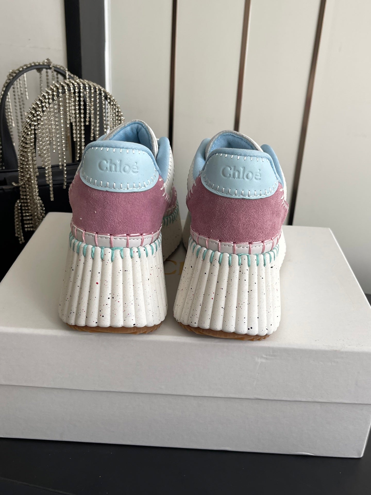 CHLOE 26S LACE-UP SNEAKERS IN WHITE CALFSKIN MIX PINK SUEDE